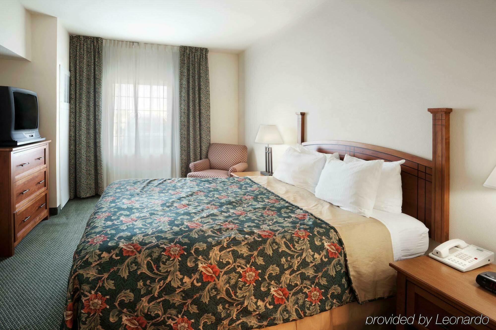 Staybridge Suites - Brownsville By Ihg Номер фото