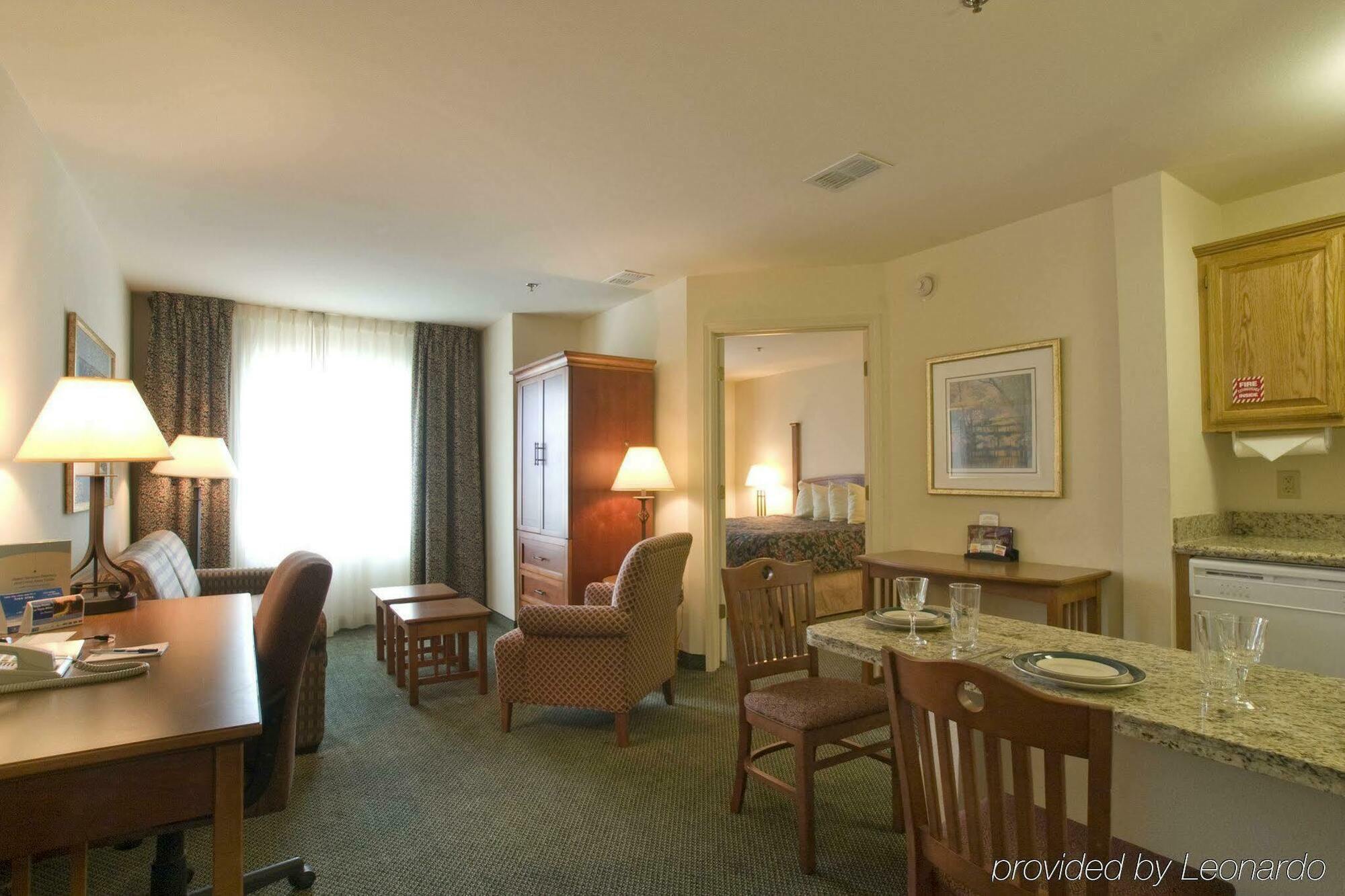 Staybridge Suites - Brownsville By Ihg Номер фото